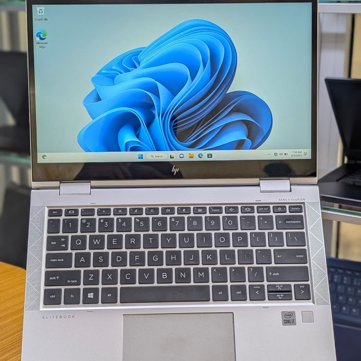 HP EliteBook x360 1030 G4