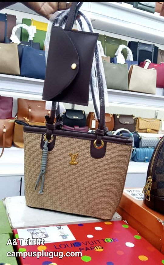 Tote bags